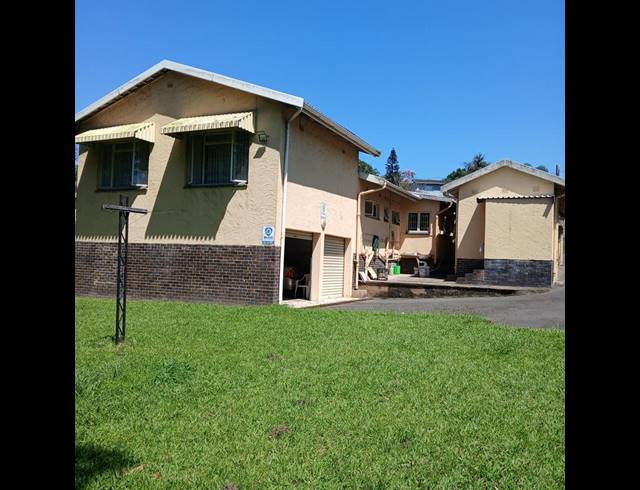 4 BEDROOM HOUSE FOR SALE IN YELLOWWOOD PARK